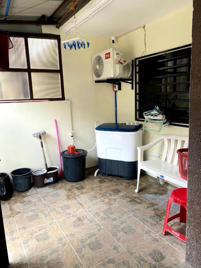 2 Bedroom Townhouse In Bacolod City Zewnętrze zdjęcie